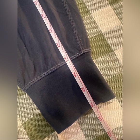 lululemon athletica Onyx Grey Align High-Rise Jogger - Picture 13 of 16